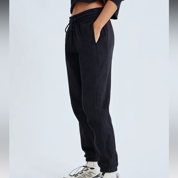 Artists Cozy BF SweatPants - Picture 5 of 6